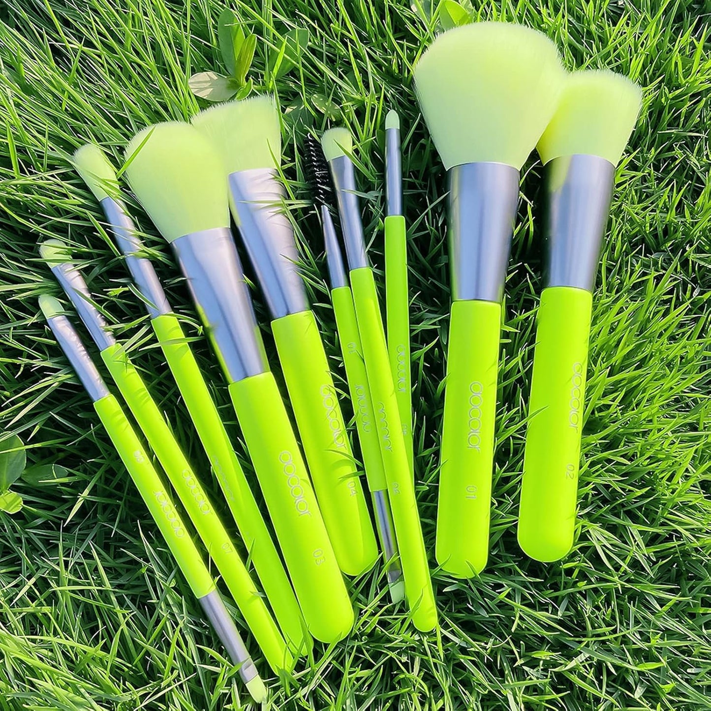 Makeup Brushes 10Pcs Makeup Brush Set Premium Synthetic Powder Kabuki Foundation Contour Blush Concealer Eye Shadow Blending Liner Make up Brush Kit - Neon Green